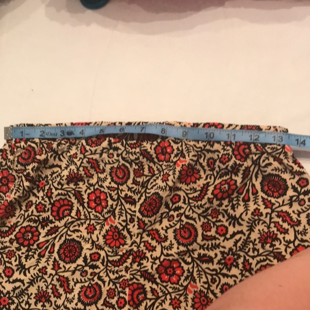 Forever 21 Floral Shorts Size XS A1 - Picture 5 of 5